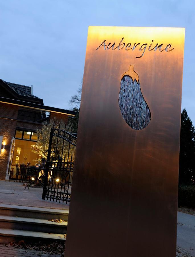 Aubergine Logeren & Dineren Bed & Breakfast Tegelen Bagian luar foto